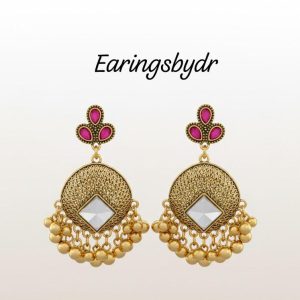 Golden shade metal earing